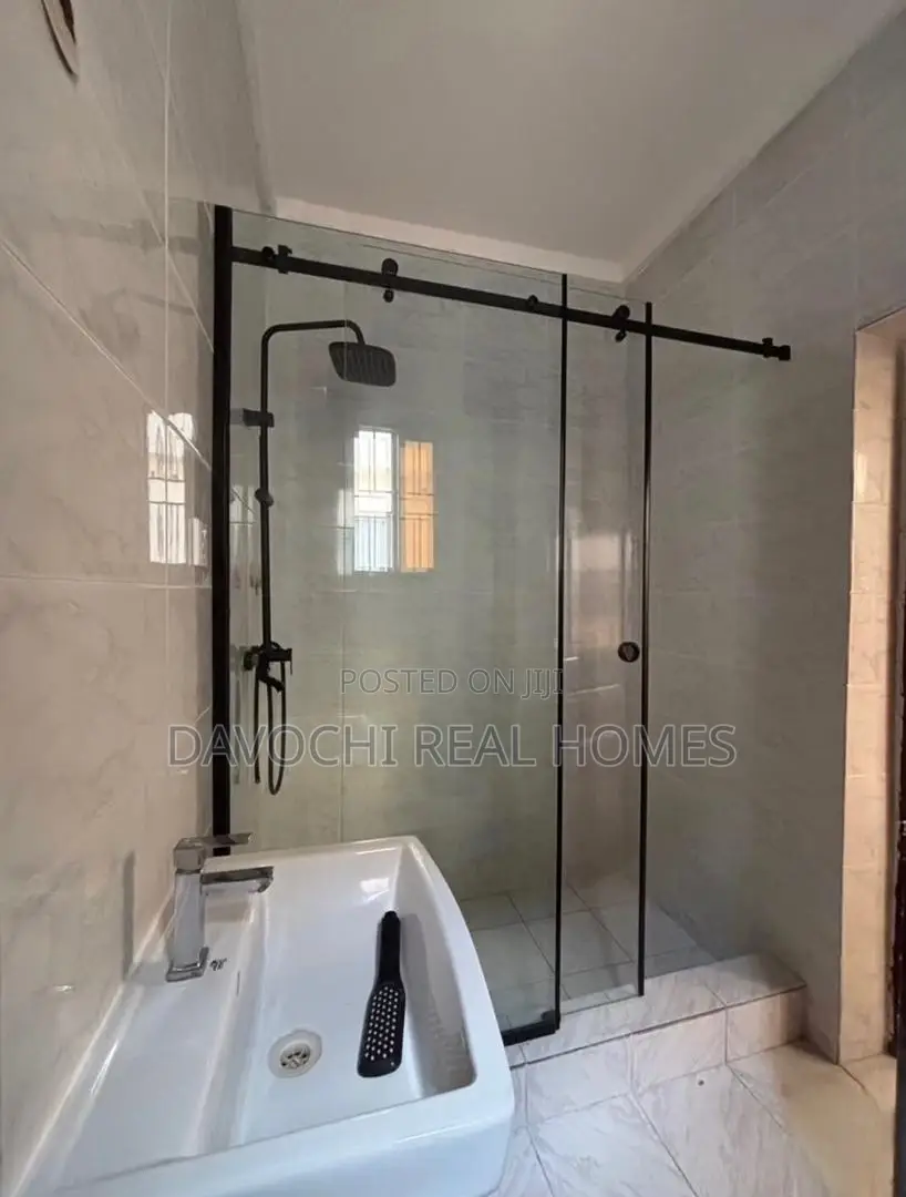2bdrm Apartment in Ilasan, Ikate for rent in Ikate