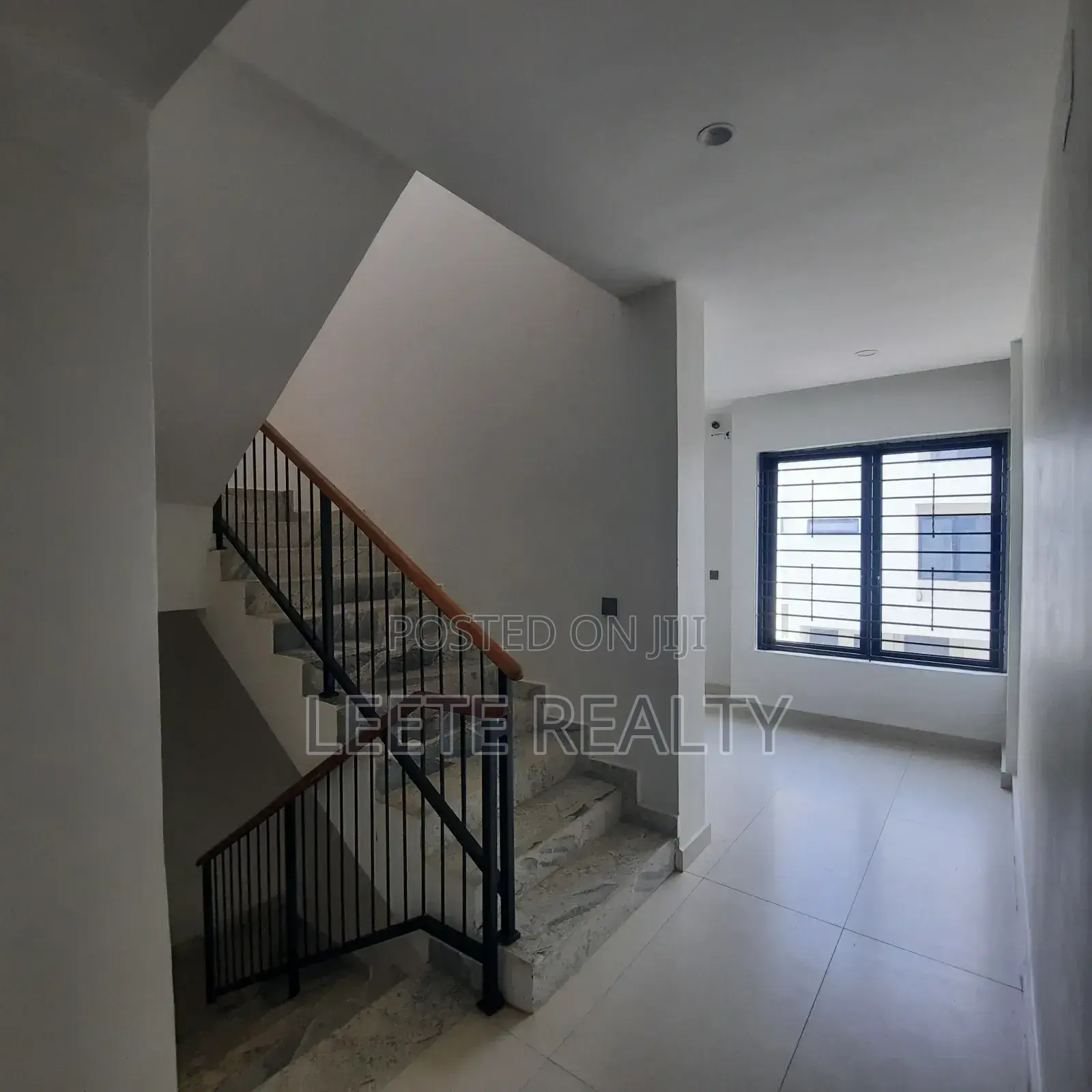 5bdrm Townhouse/Terrace in Jahi for sale in Jahi