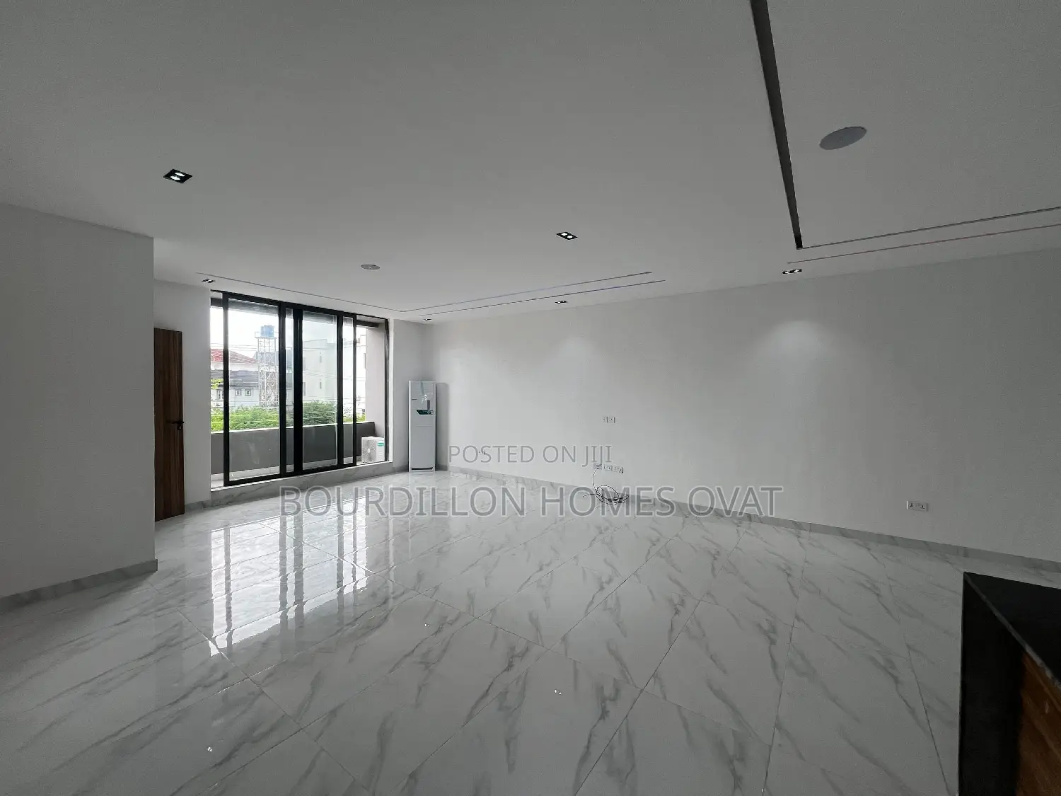 2bdrm Apartment in Oniru, Victoria for sale in Victoria Island