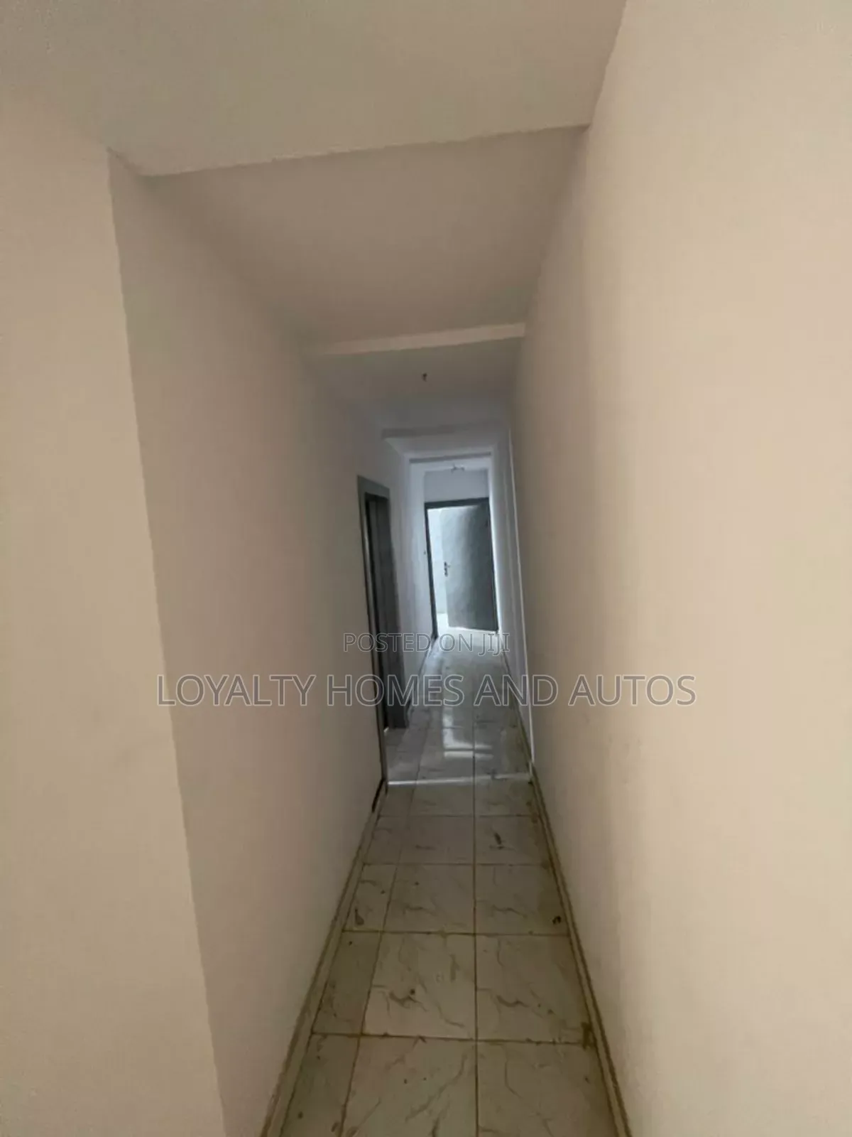 3bdrm Duplex in Omole Phase 2 for sale in Omole Phase 2
