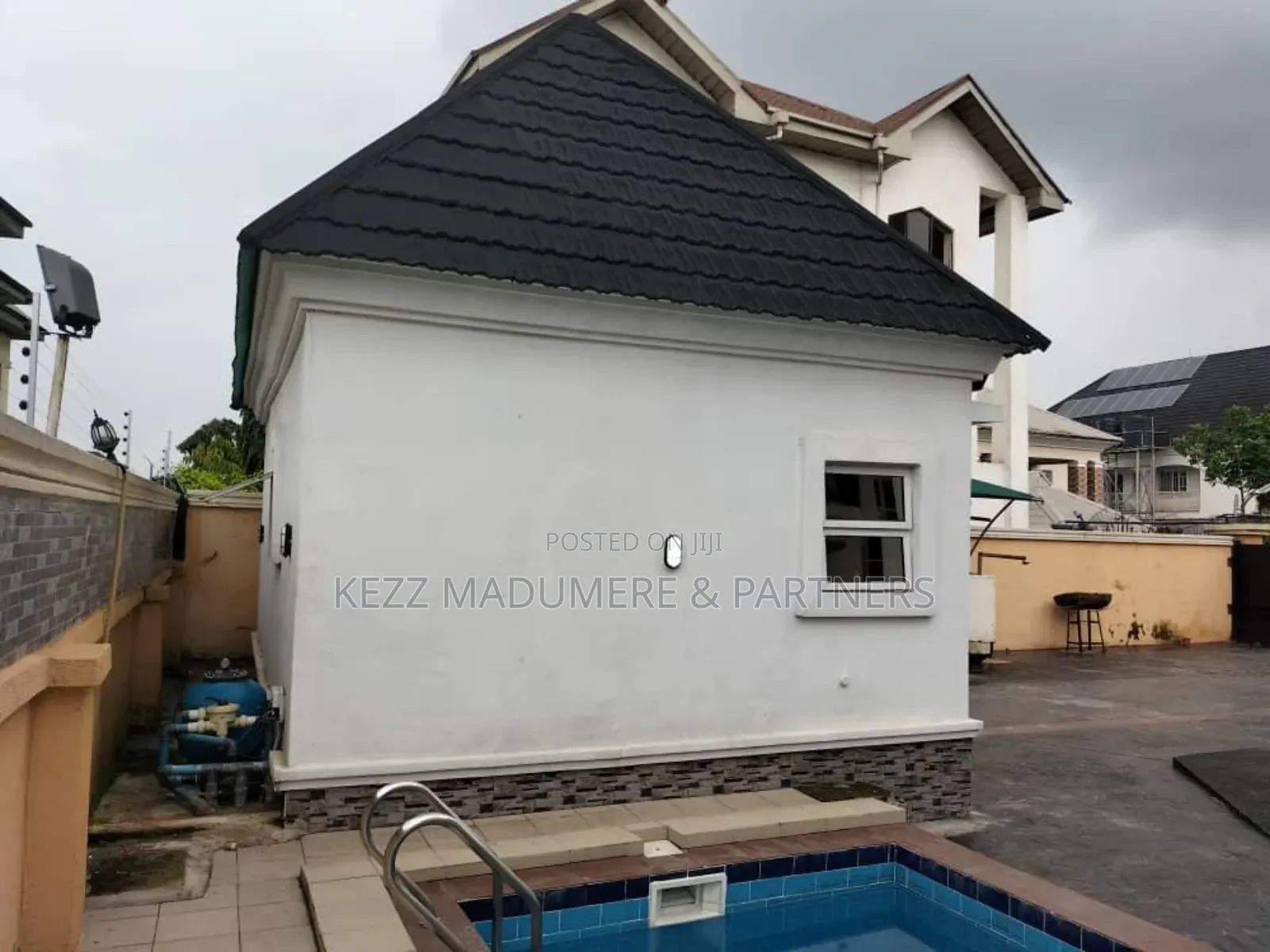 5bdrm Duplex in Egbede Housing for sale in Owerri