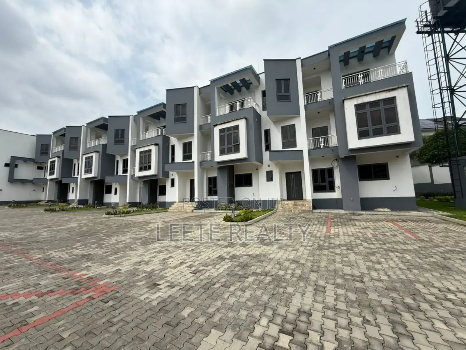 4bdrm Townhouse/Terrace in Wuse 2 for sale in Wuse 2