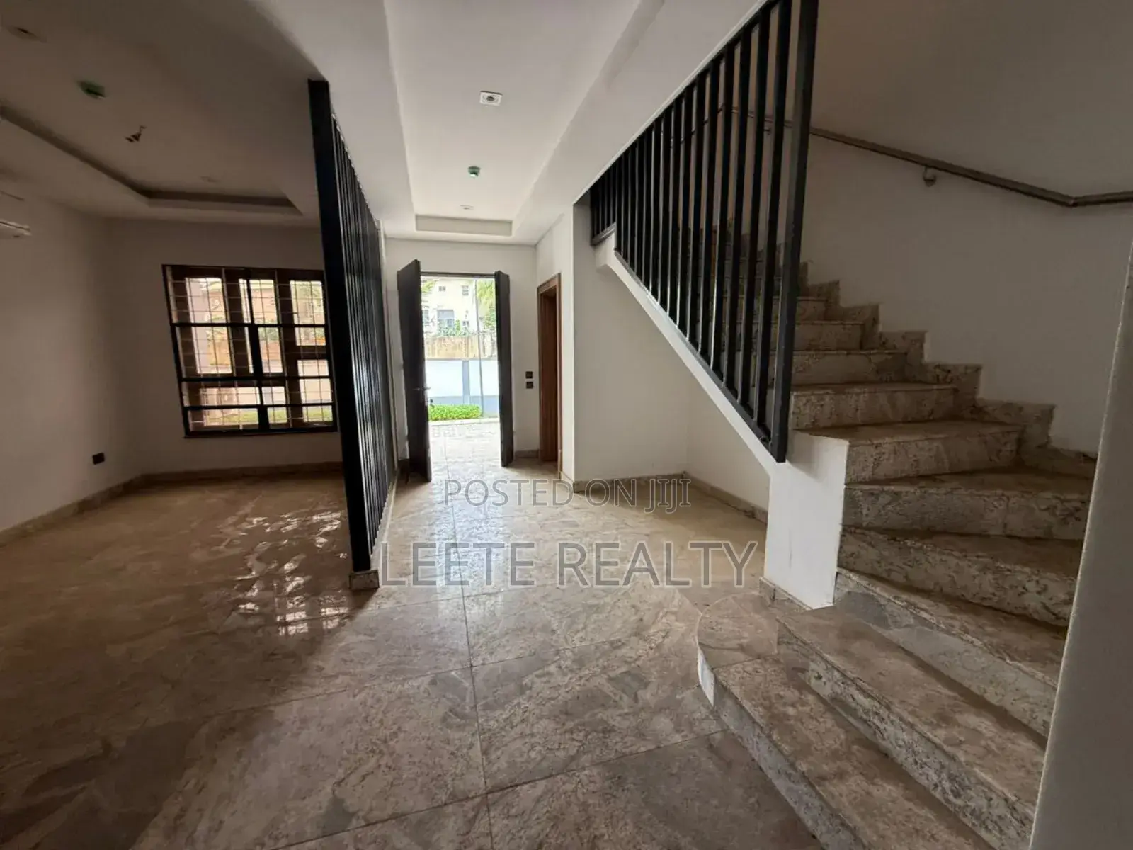 4bdrm Townhouse/Terrace in Wuse 2 for sale in Wuse 2