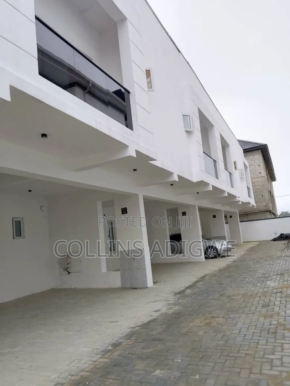 3bdrm Duplex in Behind Blenco for sale in Sangotedo