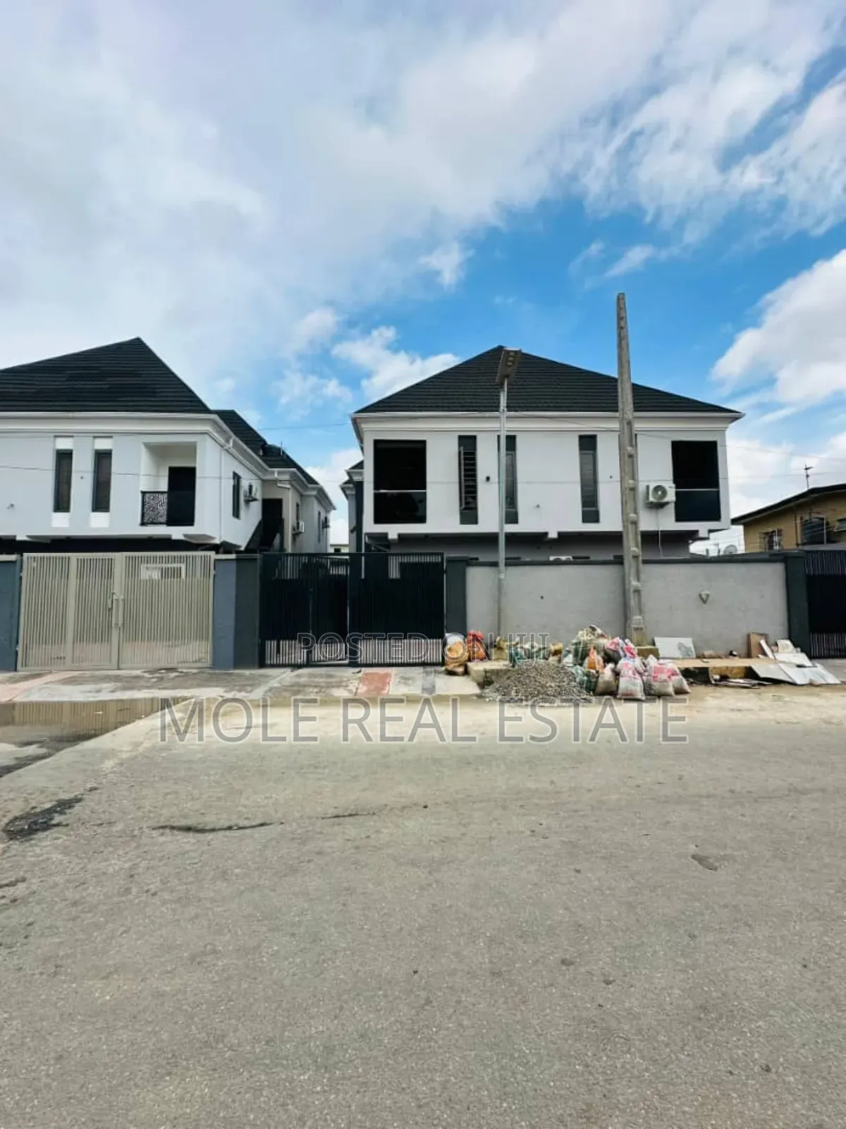 Furnished 4bdrm Duplex in Allen Ikeja for sale in Allen Avenue