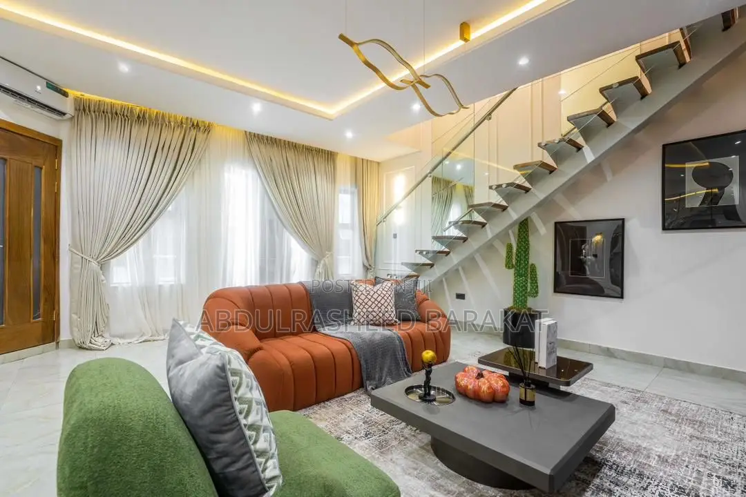 Luxury Two Bedroom Maisonette With Swimming Pool Ps5 in Lekki Phase 1