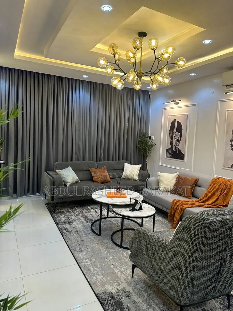 Luxury Well Furnished 3 Bedroom Apartment With Ps5 in Osapa london