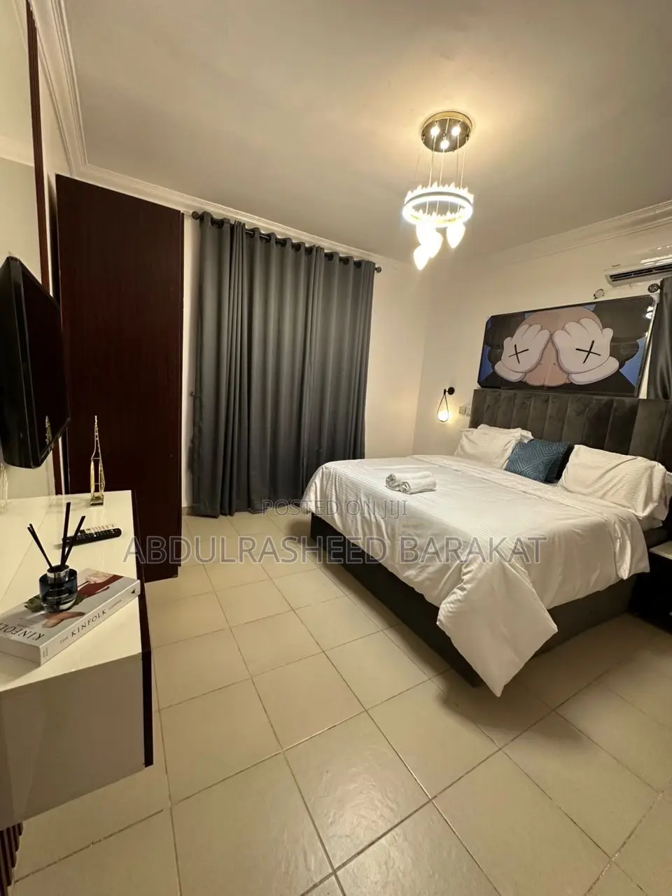 Luxury Well Furnished 3 Bedroom Apartment With Ps5 in Osapa london