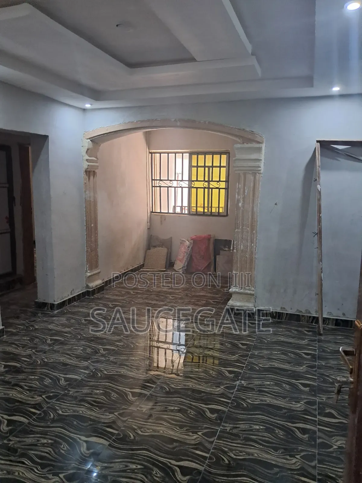 2bdrm Apartment in Igbelerin, Okokomaiko for rent in Okokomaiko