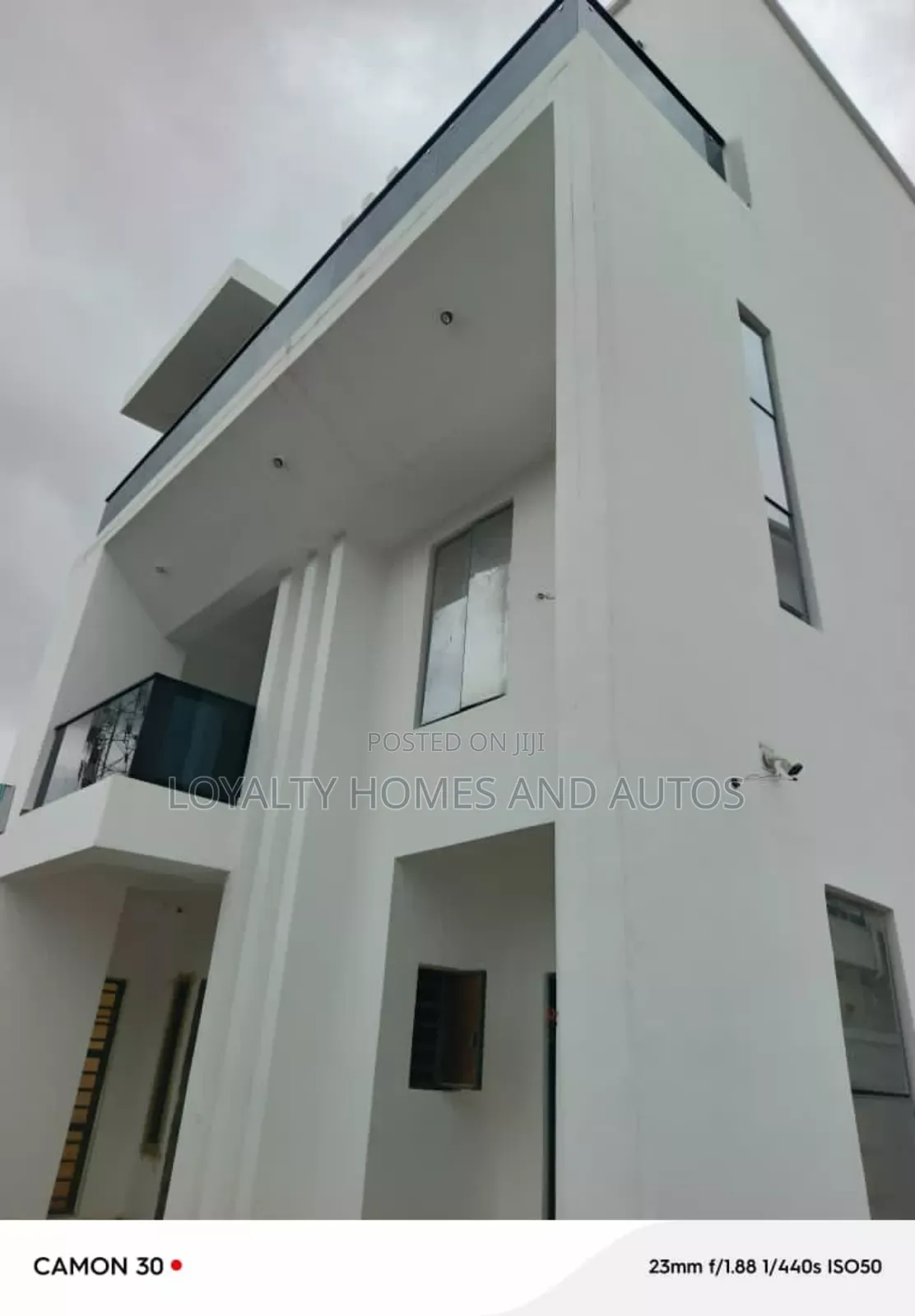 Furnished 7bdrm Duplex in Ikeja GRA for sale in Ikeja GRA