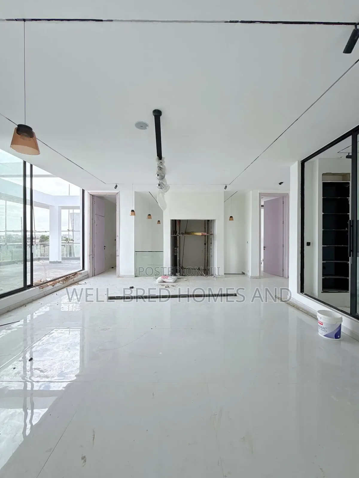 5bdrm House in Osapa London, Lekki for sale in Lekki