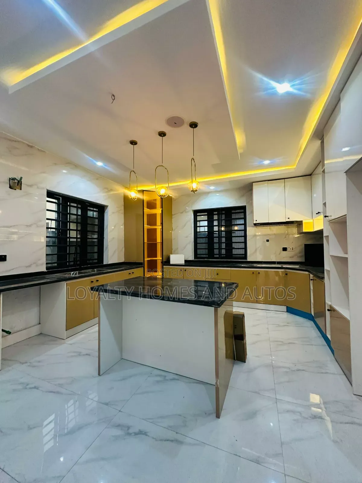 Furnished 5bdrm Duplex in Magodo Phase 2 for sale in GRA Phase 2 Shangisha