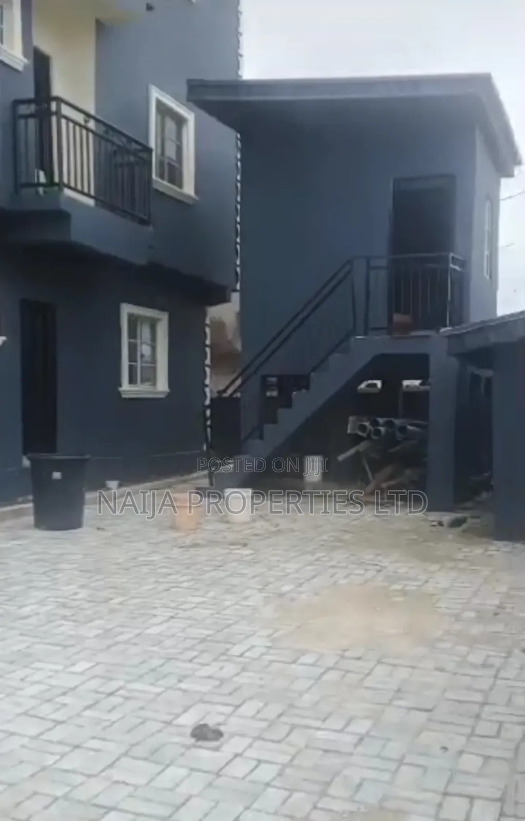 3bdrm Block of Flats in Ogidan, Sangotedo for sale in Sangotedo