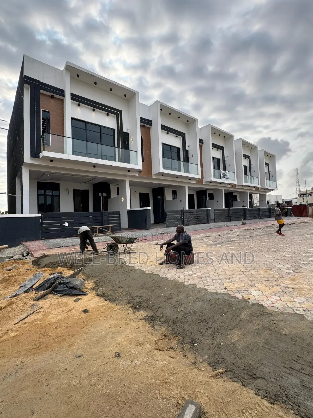 4bdrm Duplex in Ikota Lekki Lagos for sale in Lekki