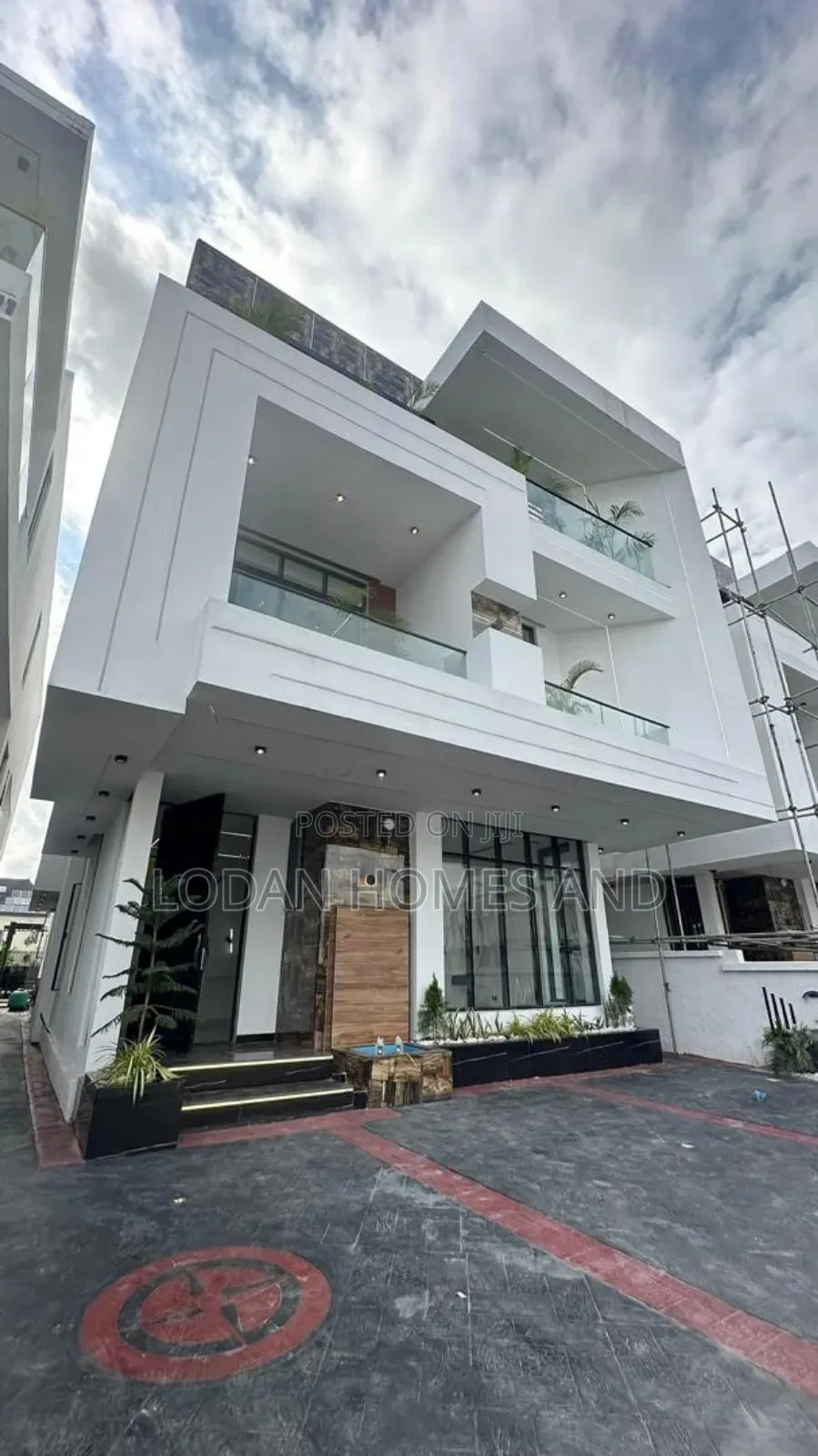 Furnished 6bdrm Duplex in Lekki, Chevron for sale in Chevron
