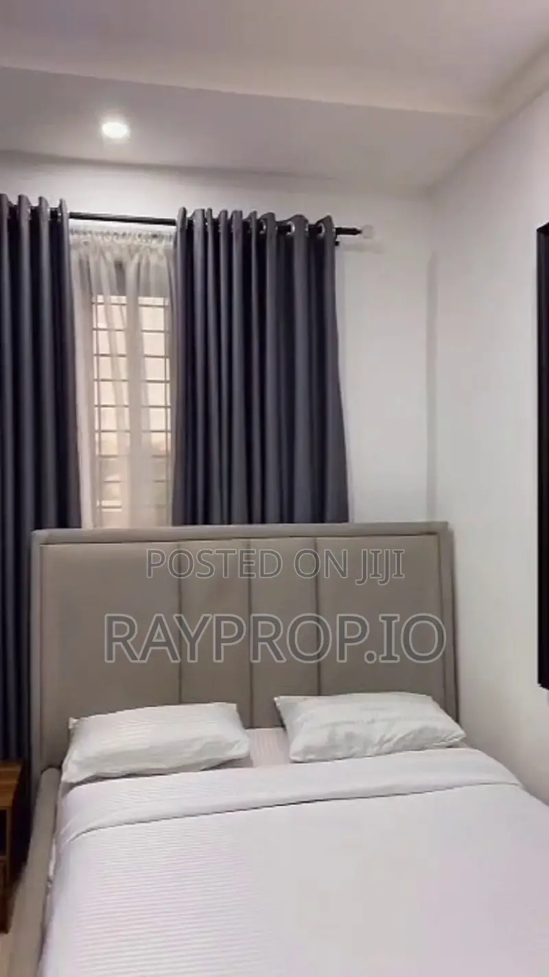 700727wb - 3 Bedroom Shortlet in Ikoyi in Parkview Estate