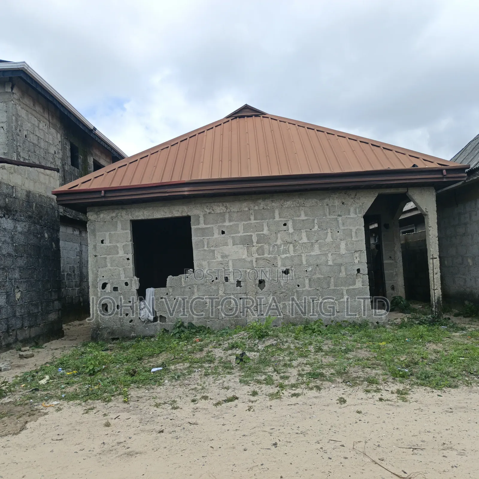 5bdrm Block Of Flats In Iledu, Oko Afo For Sale in Oko Afo