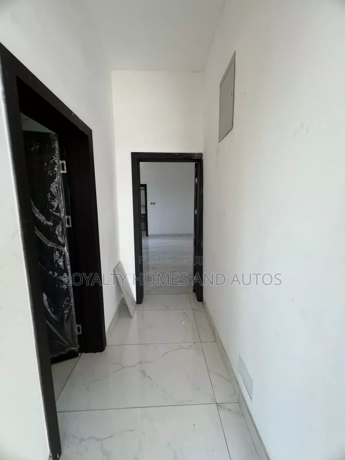 Furnished 6bdrm Mansion in Pinnock Beach Estate for sale in Lekki