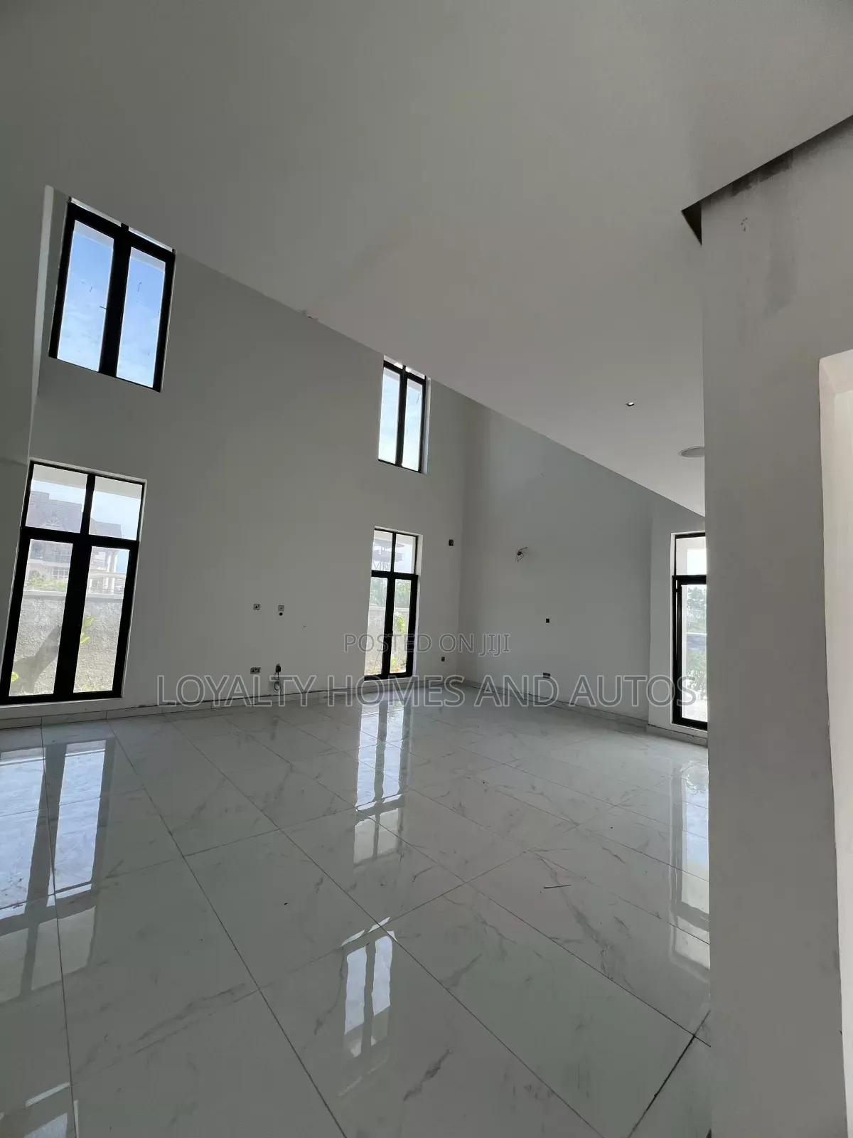 Furnished 6bdrm Mansion in Pinnock Beach Estate, Lekki for sale in Lekki