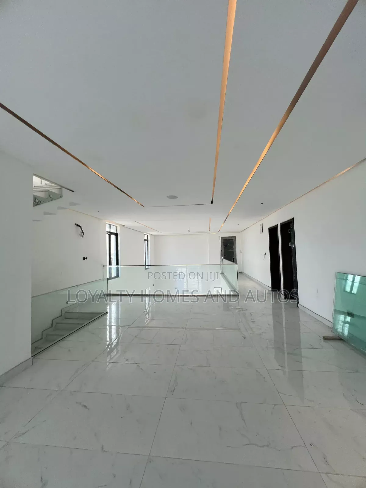 Furnished 6bdrm Mansion in Pinnock Beach Estate, Lekki for sale in Lekki