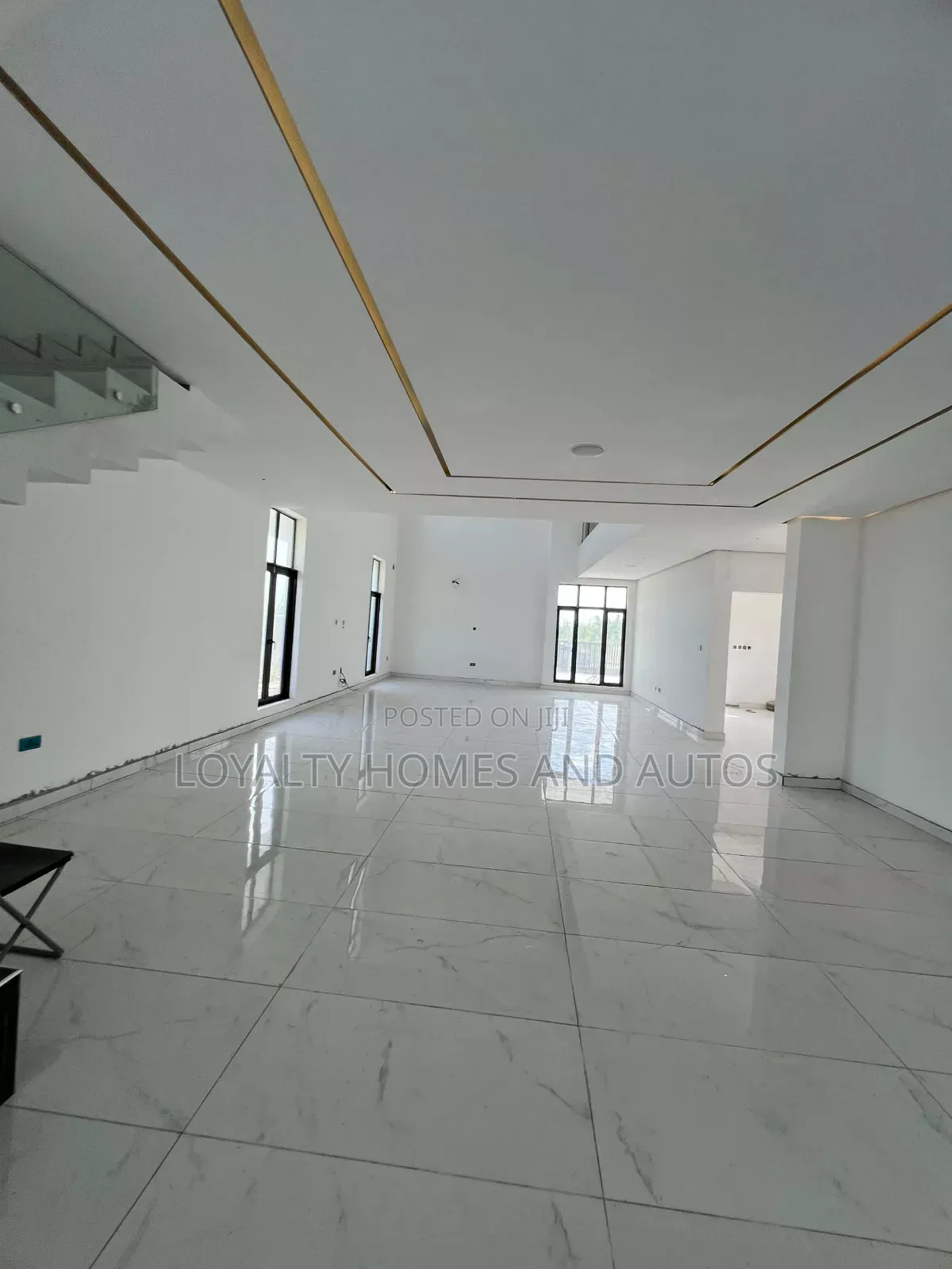 Furnished 6bdrm Mansion in Pinnock Beach Estate, Lekki for sale in Lekki