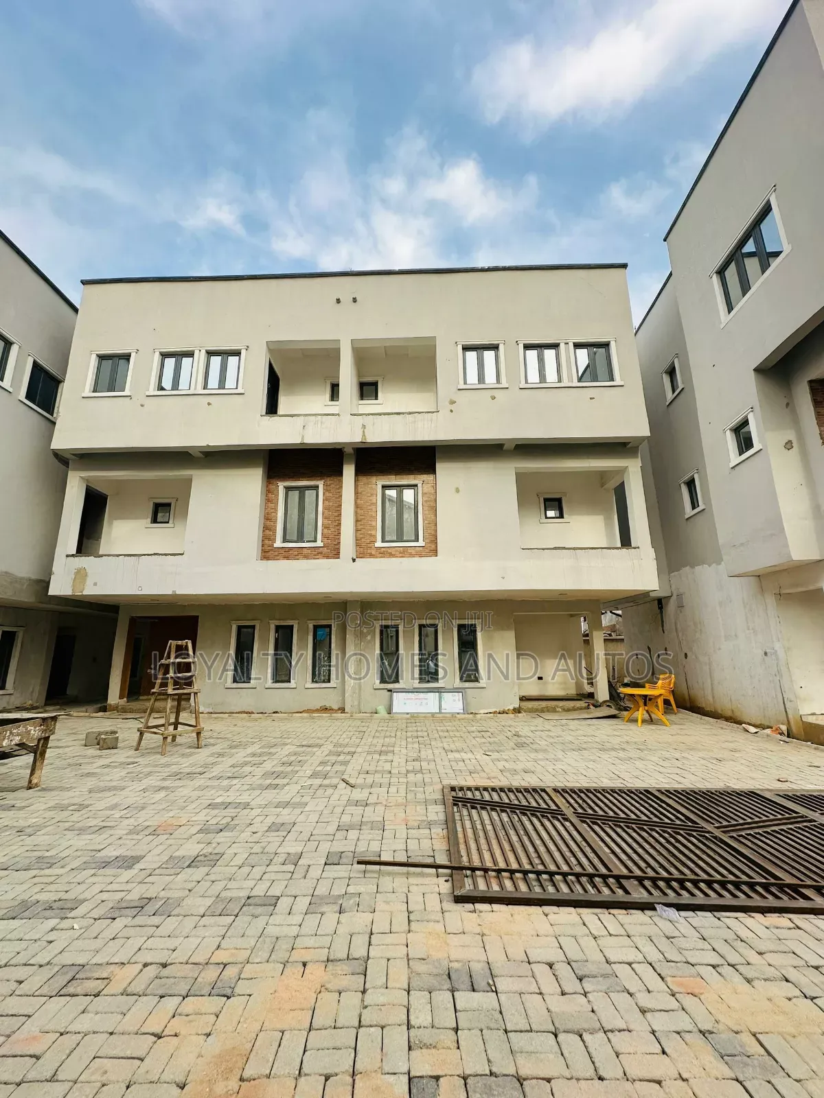 Furnished 4bdrm Duplex in Gbagada for sale in Gbagada