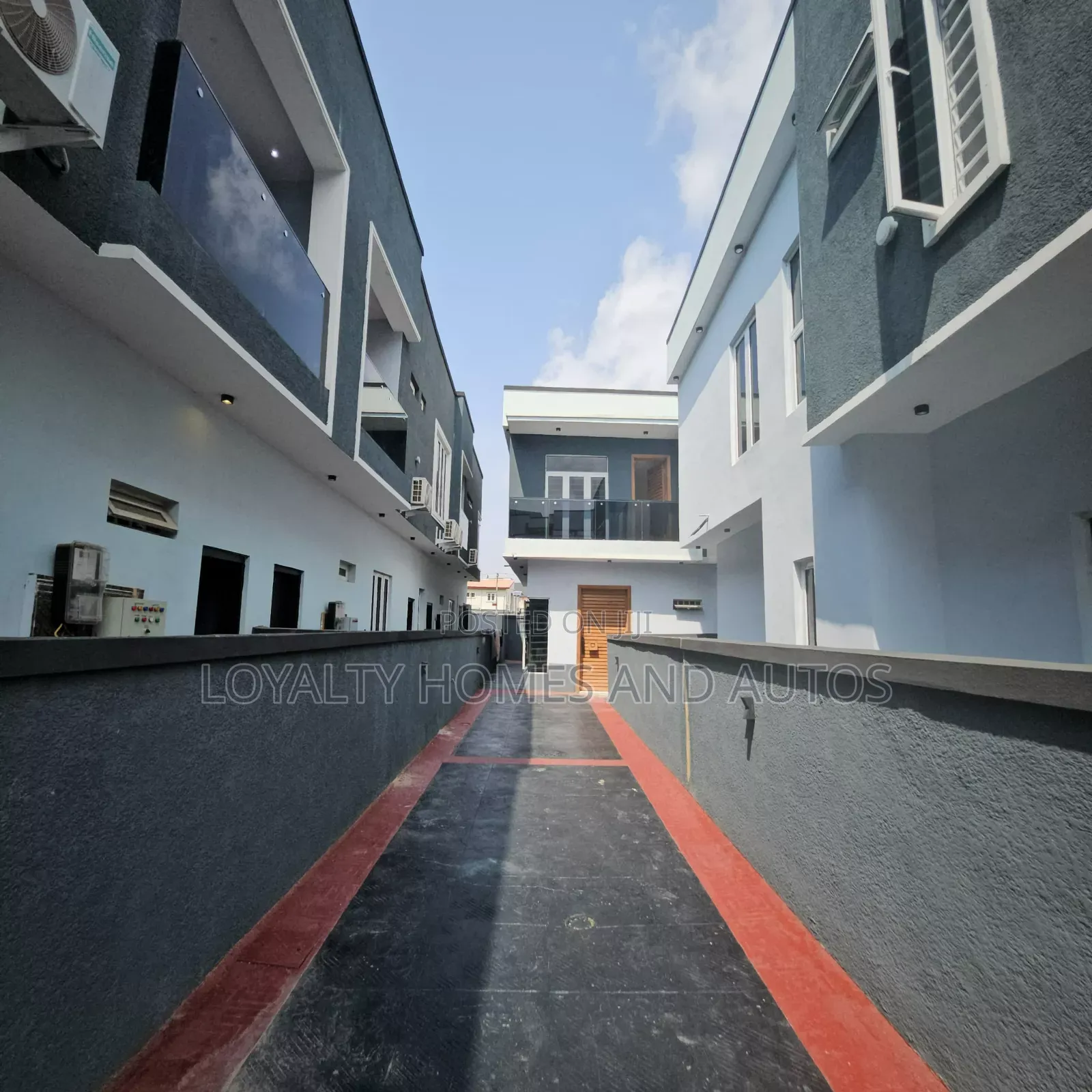 Furnished 4bdrm Duplex in Opebi Ikeja Lagos for sale in Opebi