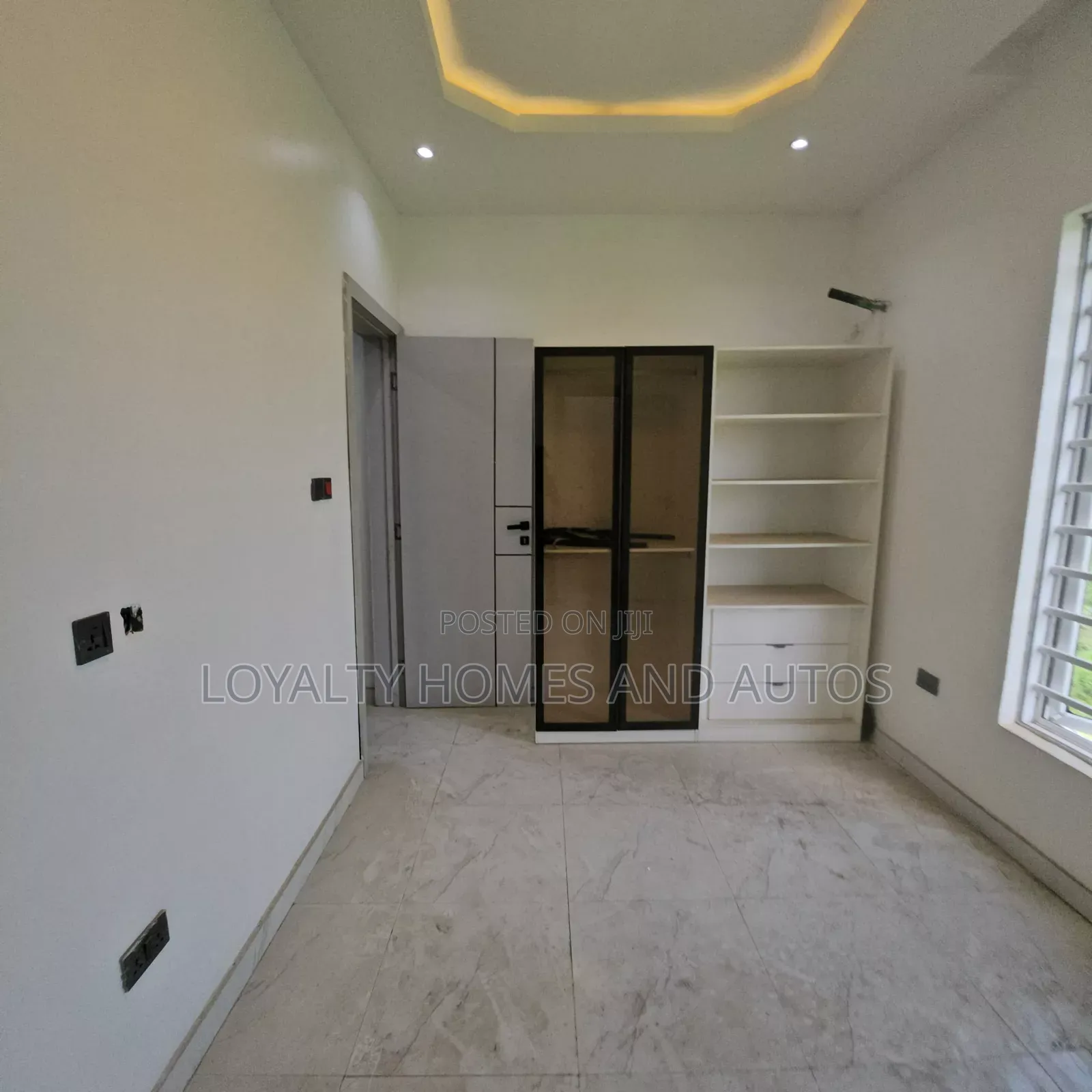 Furnished 4bdrm Duplex in Opebi Ikeja Lagos for sale in Opebi