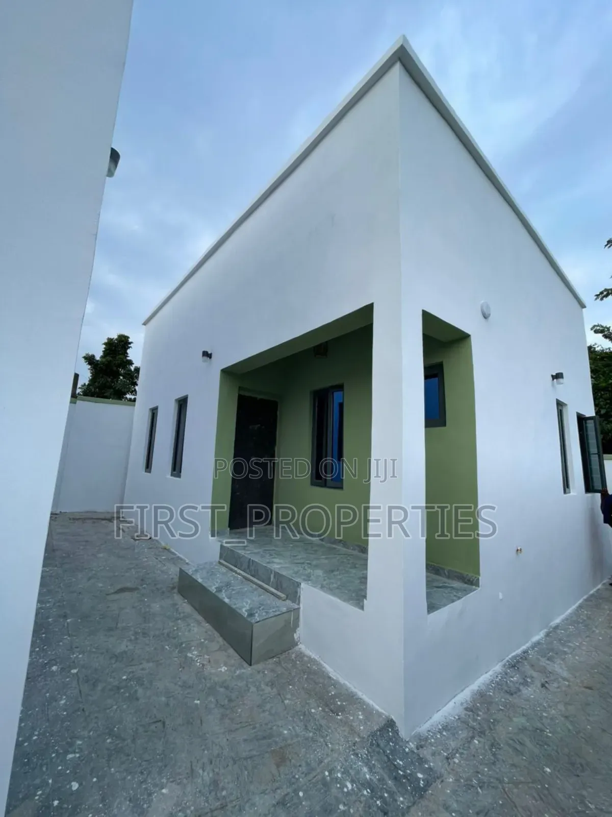 3bdrm Bungalow in Akala Way Akobo, Ibadan for sale in Ibadan