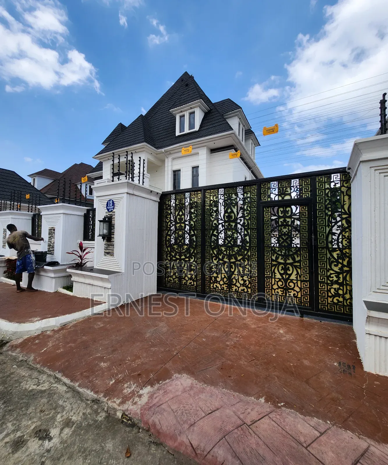 6bdrm Mansion in Efab, Gwarinpa for sale in Gwarinpa