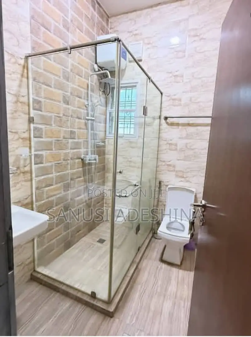 4bdrm Duplex in Gwarimpa Estate,Fct, Gwarinpa for sale in Gwarinpa