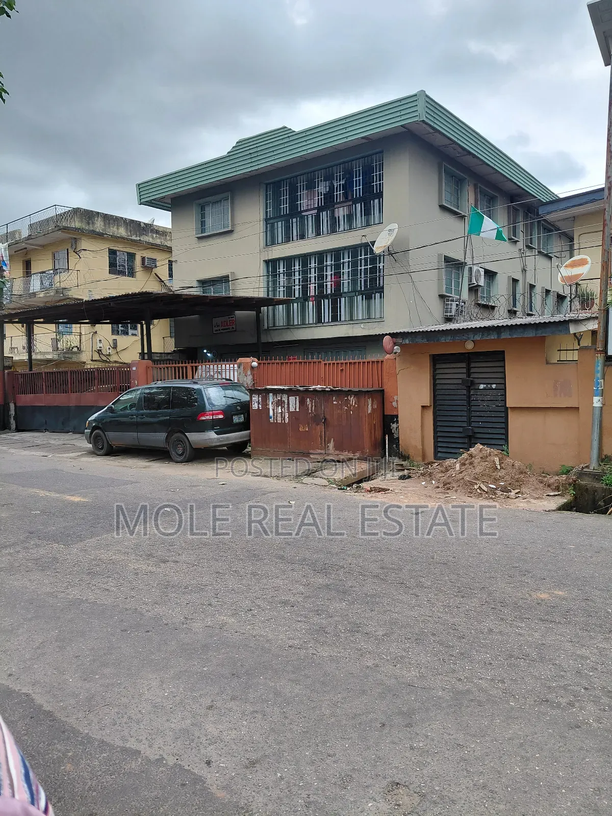 Furnished 3bdrm Block of Flats in Anifowose Community for sale in Airport Road / Ikeja