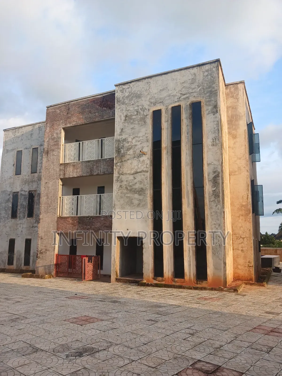 2bdrm Apartment in Ugbor Amagba Estate, Benin City for sale in Benin City