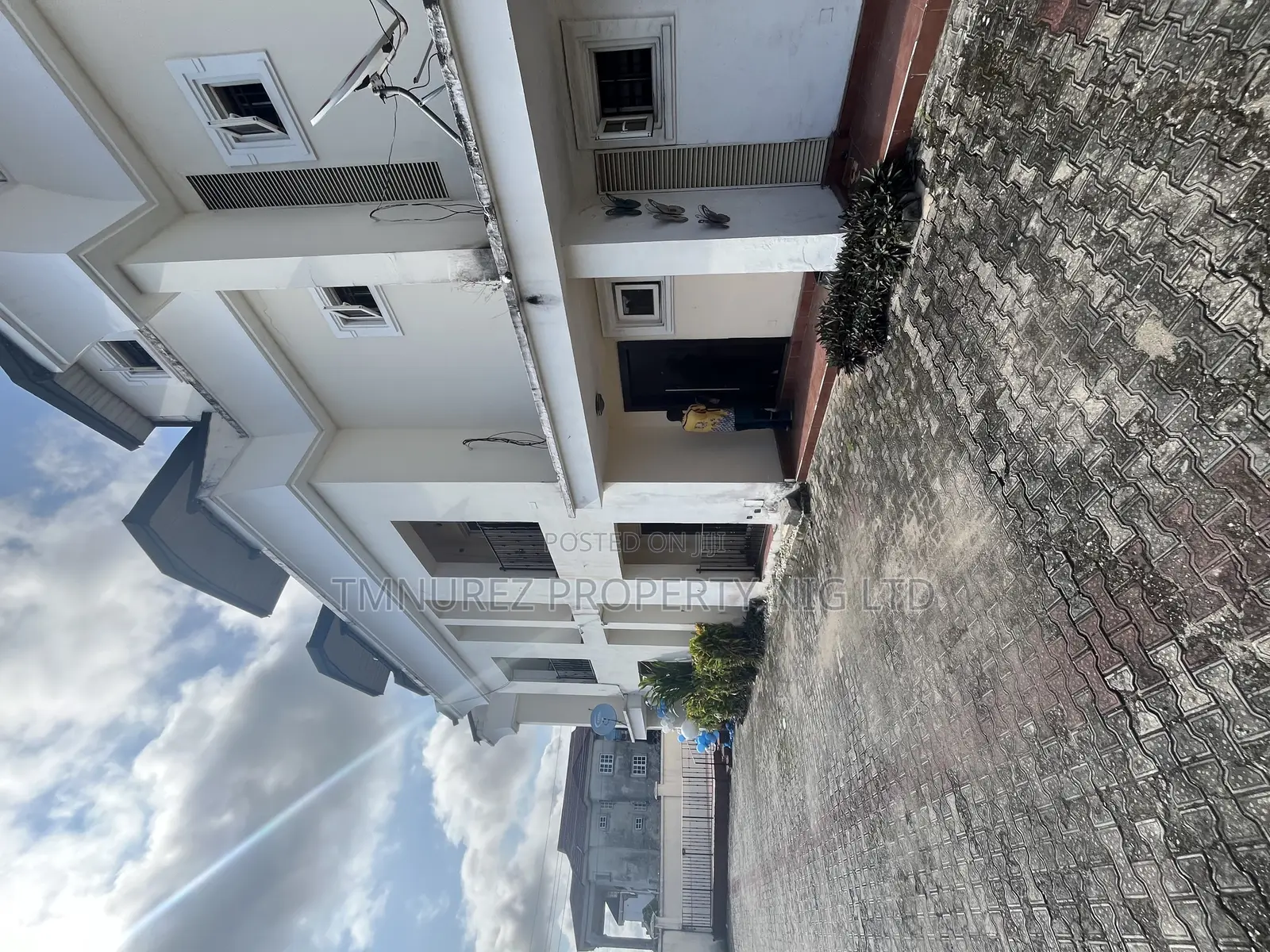 4bdrm Duplex in Lekki Phase 1 for rent in Lekki