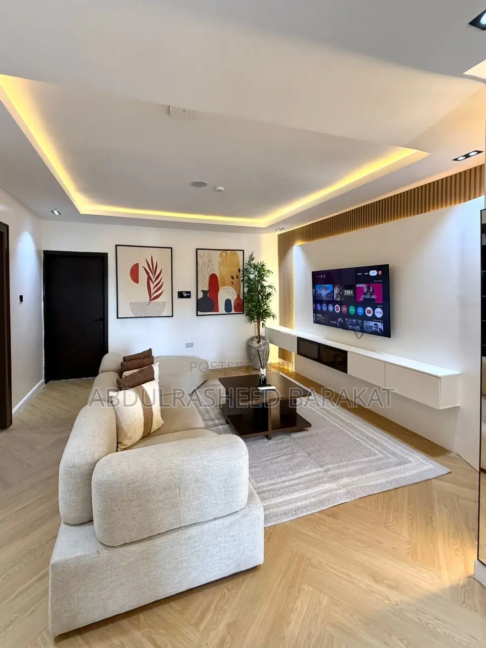 Luxury and Spacious Alexa 2 Bedroom Apartment With Pool in Wuse 2