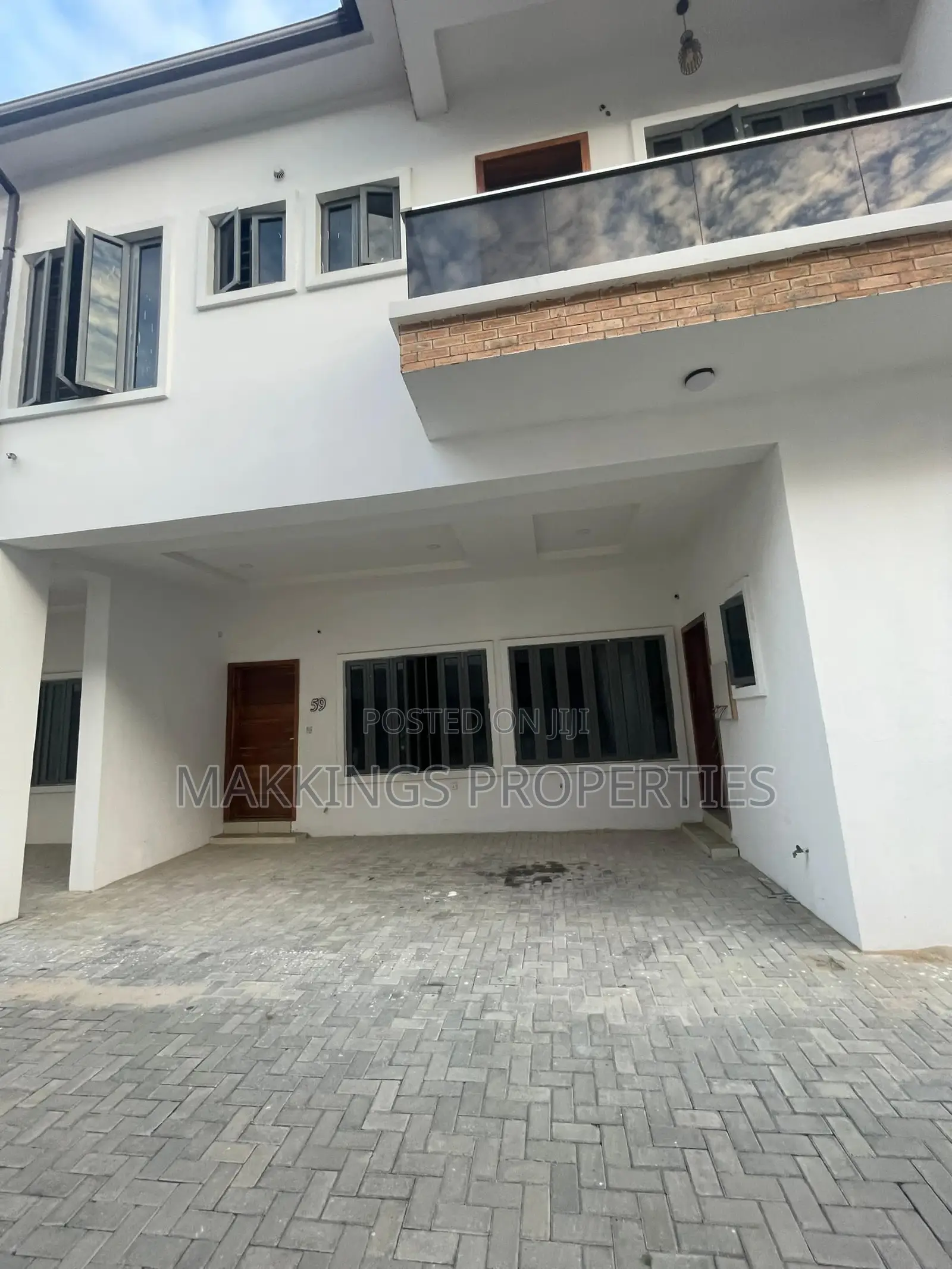 3bdrm Duplex in Chevron for rent in Chevron