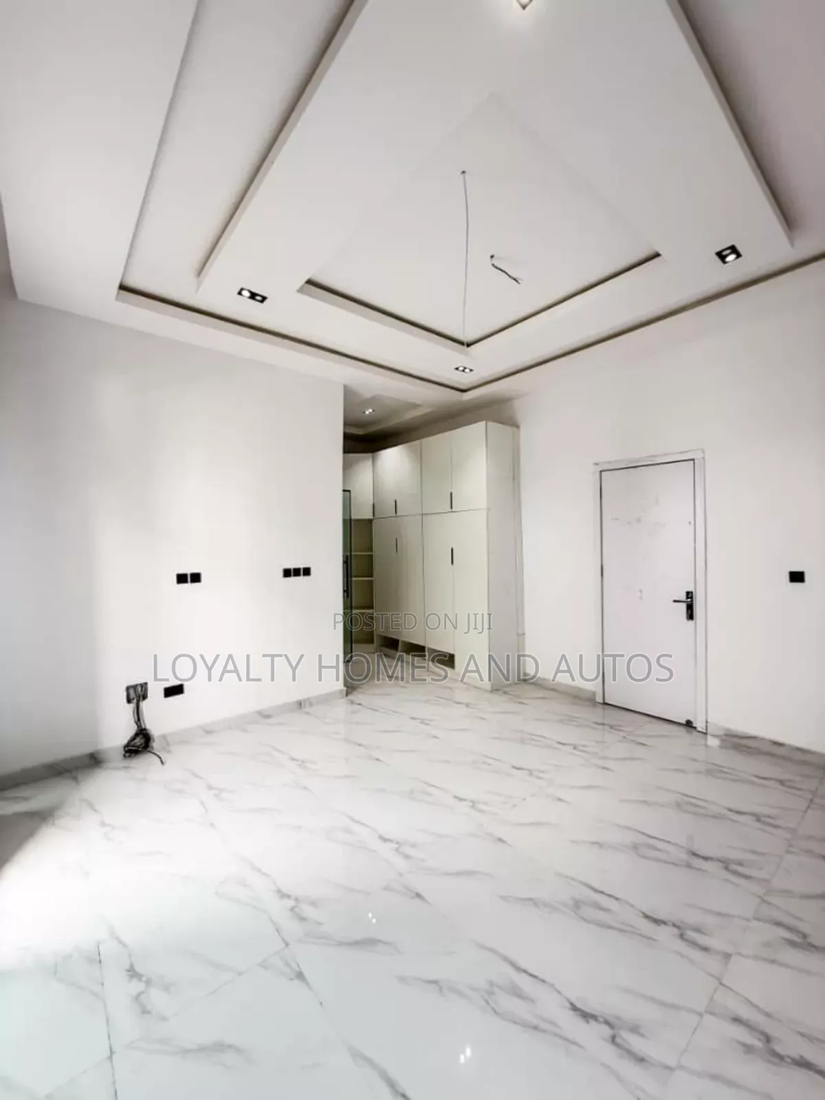 Furnished 4bdrm Duplex in Ikota  Lekki for sale in Ikota