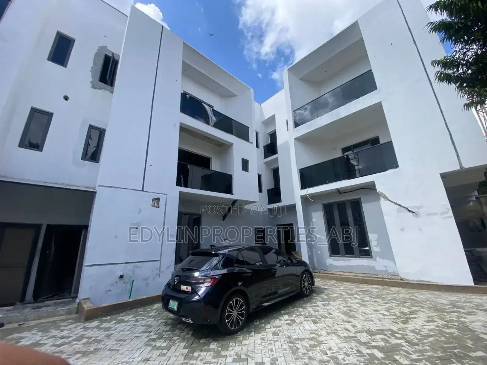 4bedroom Terrace Duplex at Mabushi. FCT Abuja in Mabushi