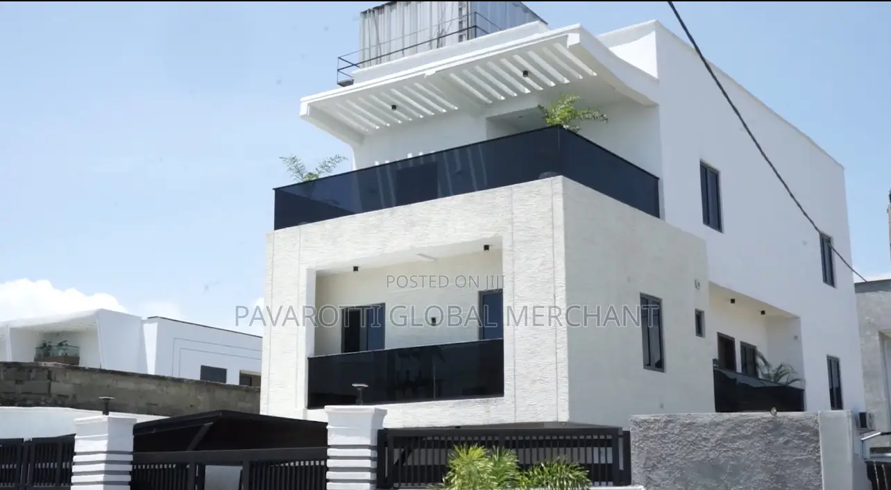 Furnished 4bdrm Duplex in Lekki for sale in Lekki