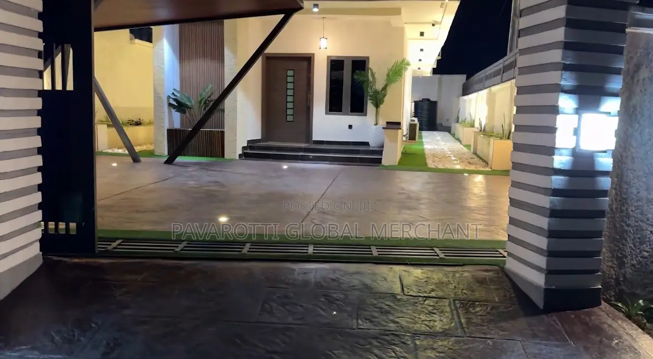Furnished 4bdrm Duplex in Lekki for sale in Lekki
