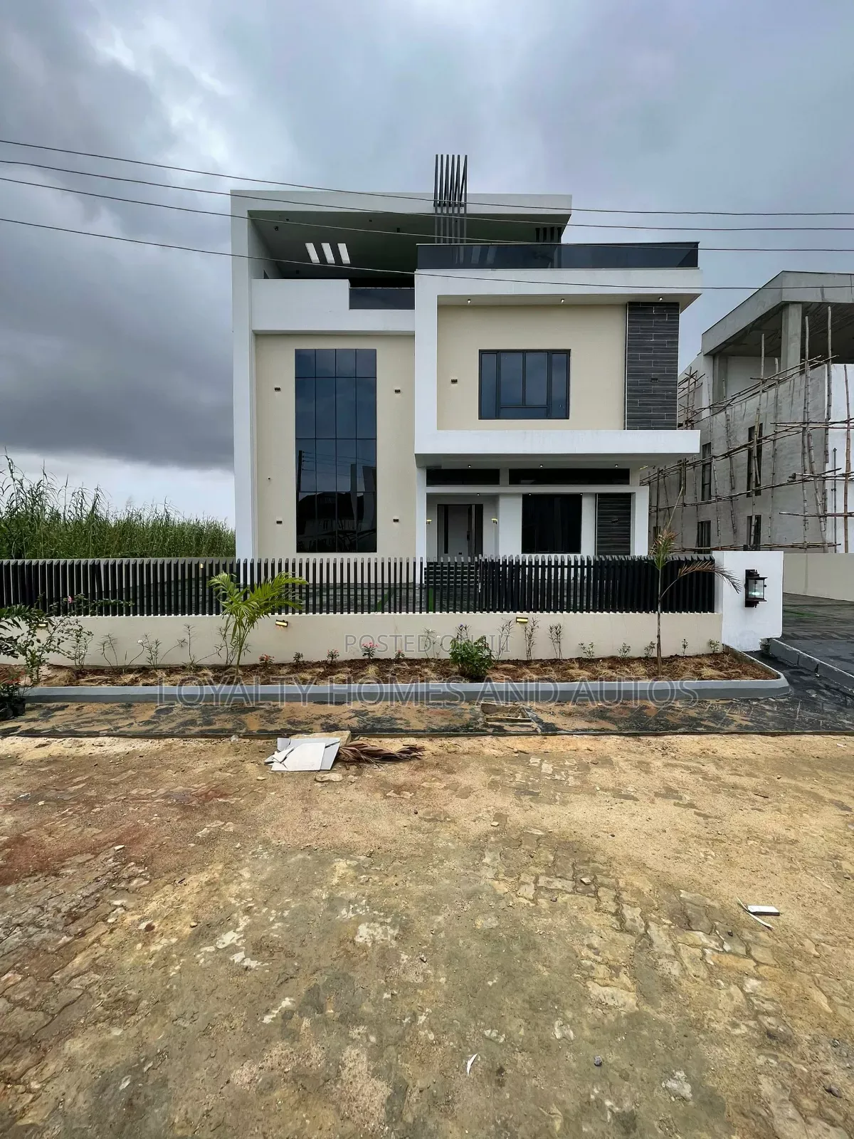 Furnished 5bdrm Duplex in Chevron Lekki Lagos for sale in Chevron