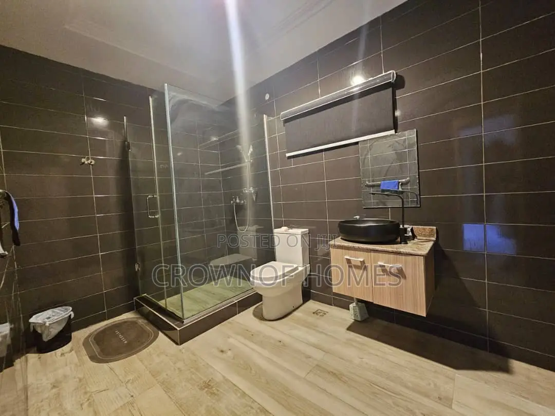 2 Bedroom Service Apartment in Lekki Phase 1
