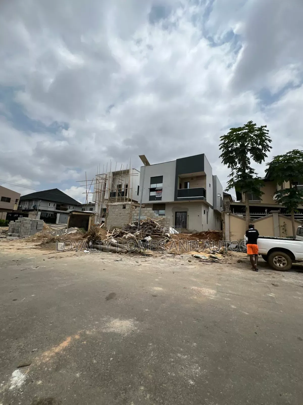 Furnished 4bdrm Duplex in Allen Ikeja for sale in Allen Avenue