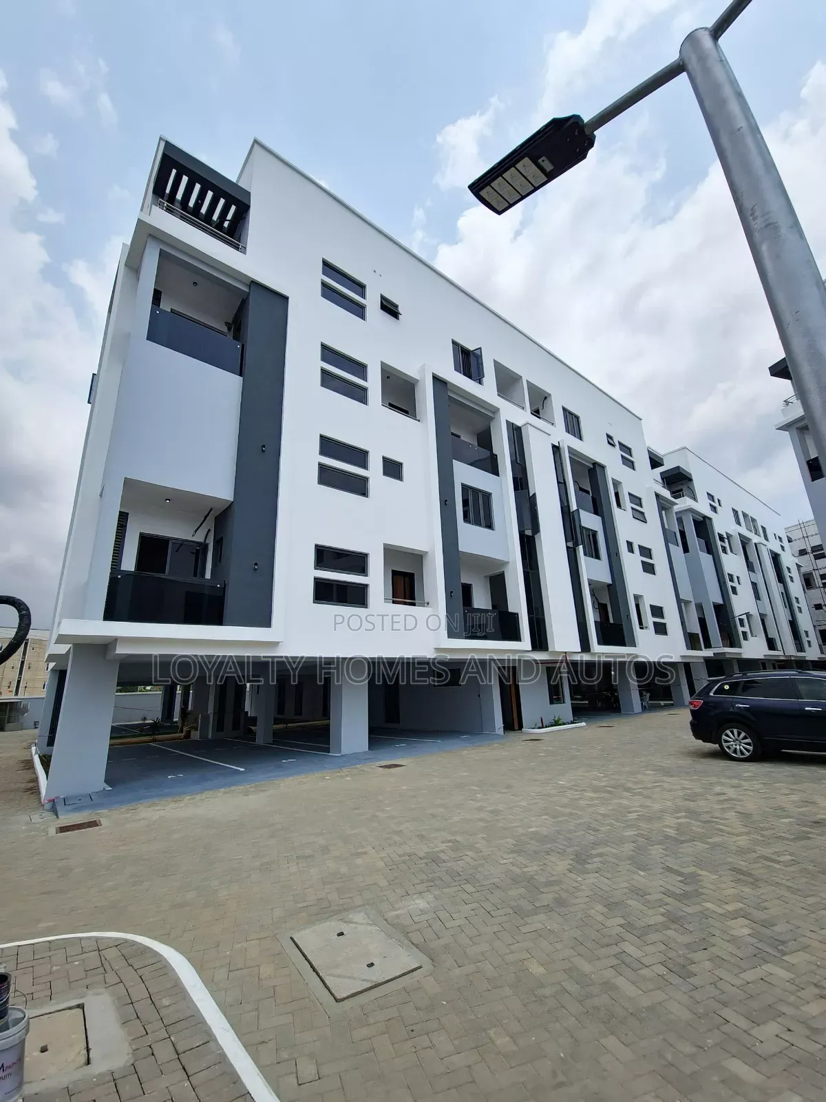 Furnished 4bdrm Maisonette in Surulere Lagos for sale in Surulere