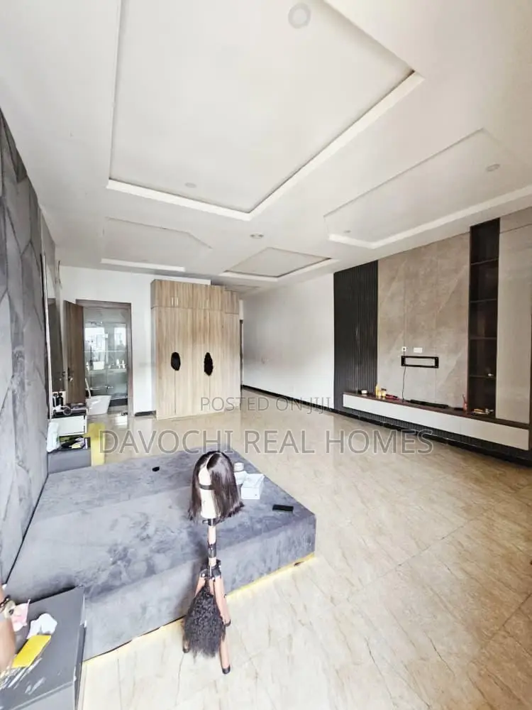 4bdrm Duplex in Orchid Road, Lekki Phase 2 for rent in Lekki Phase 2