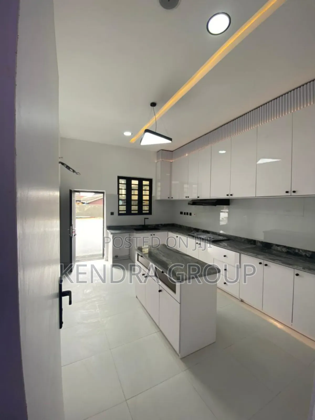 Furnished 6bdrm Duplex in Ogidan, Sangotedo for sale in Sangotedo