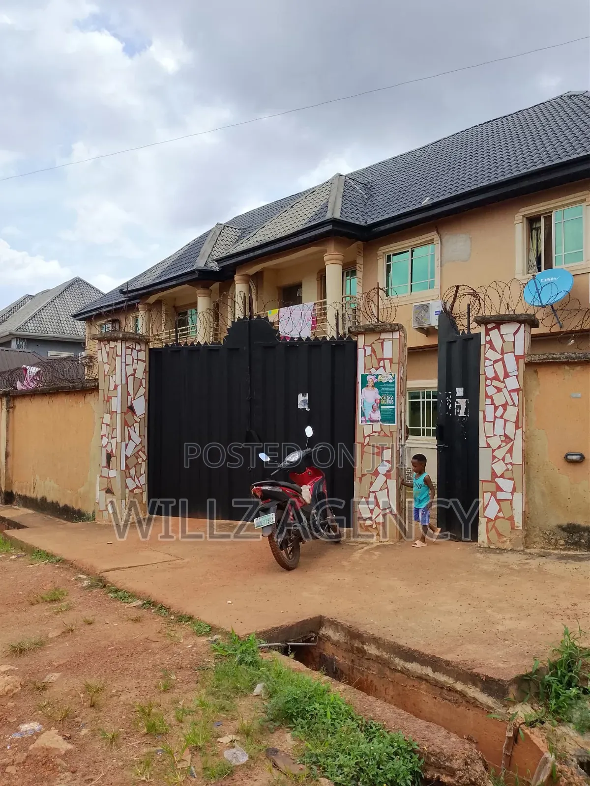 Furnished 3bdrm Block of Flats in Enugu for sale in Enugu