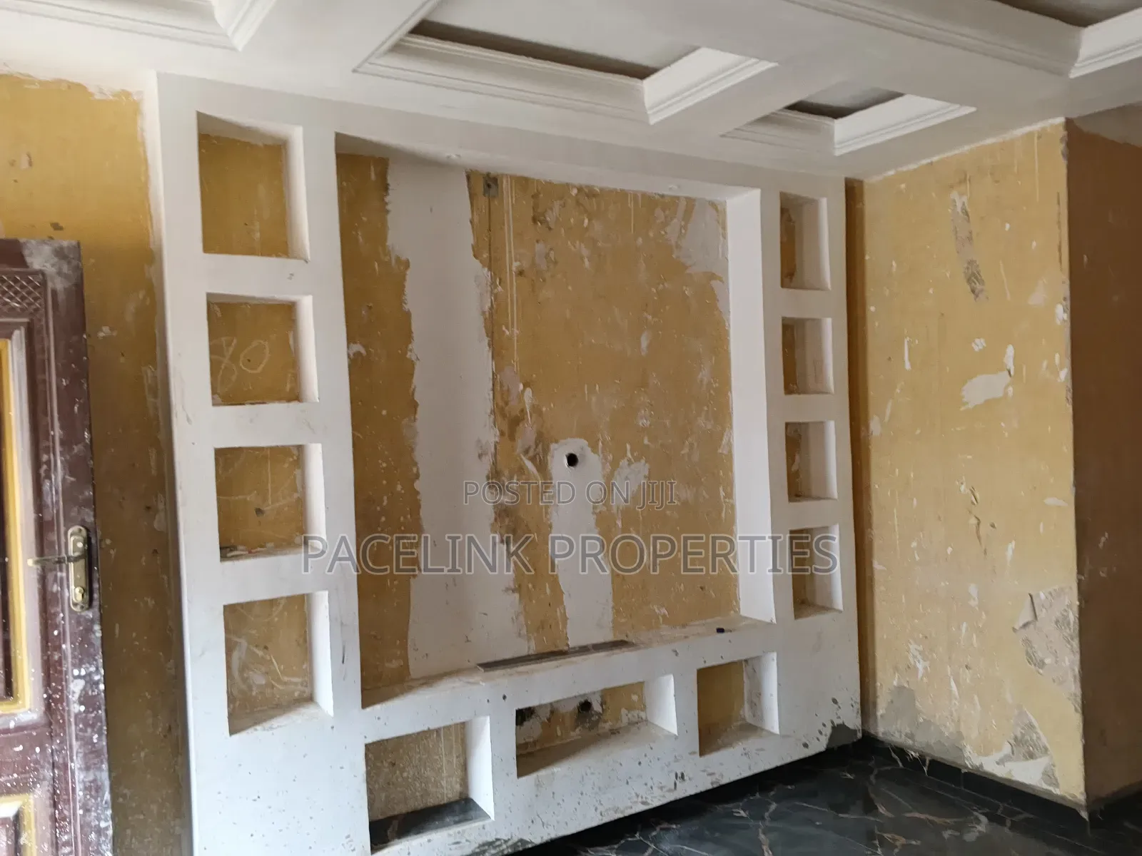 2bdrm Apartment in Iseri Olofin for rent in Iseri Olofin
