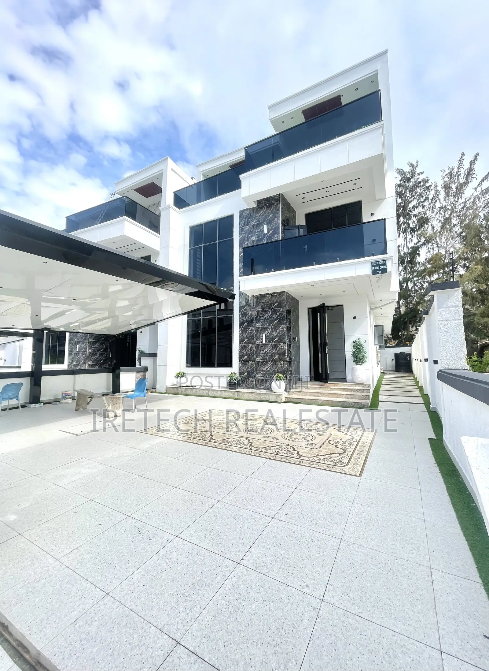 5bdrm Duplex in Megamound Estate for sale in Lekki
