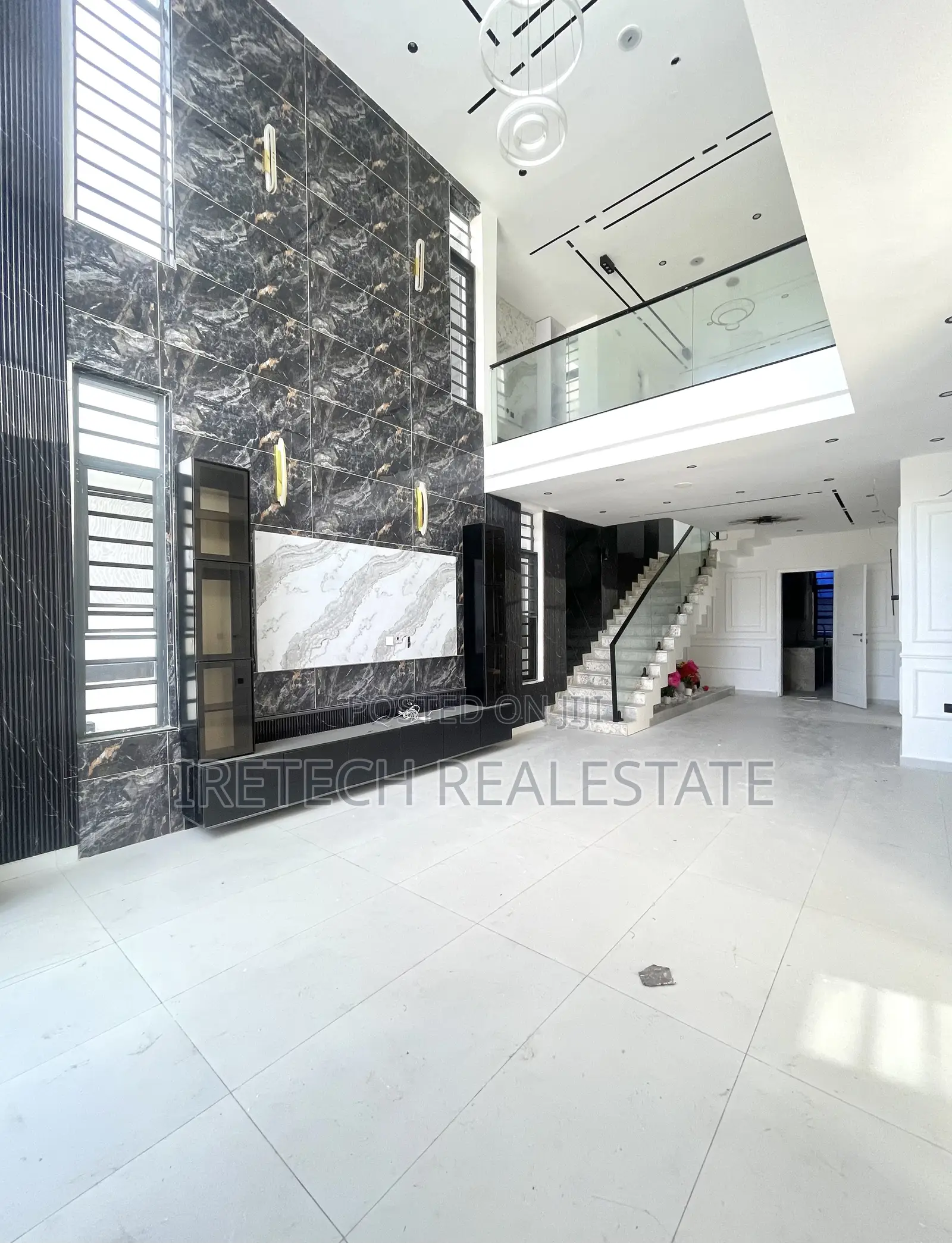 5bdrm Duplex in Megamound Estate for sale in Lekki